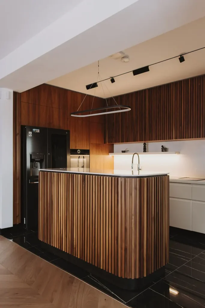 Mobila de bucatarie personalizata Iasi - LemnArtis Mobilier Curbat