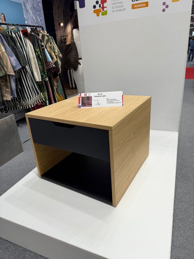 Mobilier Living Masuta Cafea